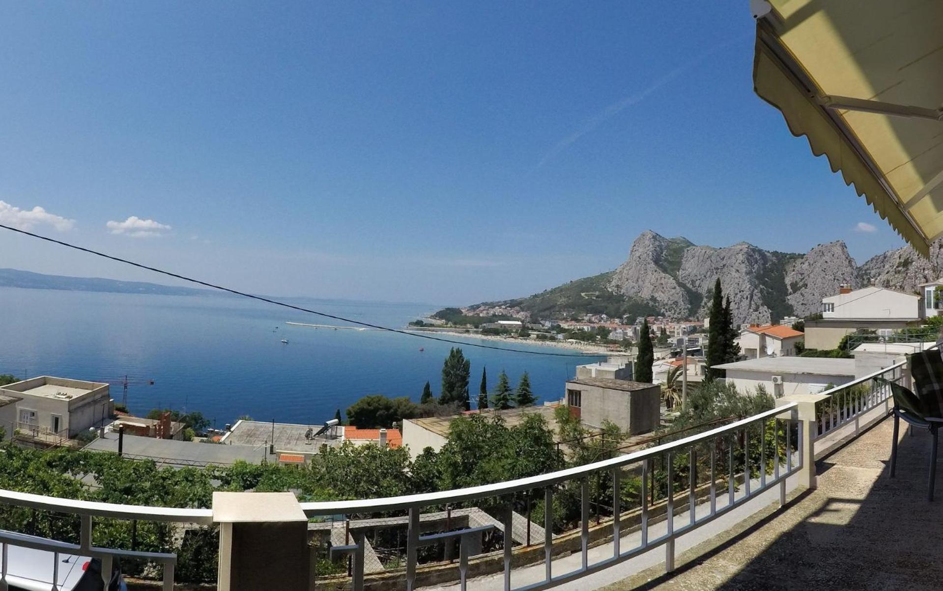 Apartment Iva Omiš Exteriör bild